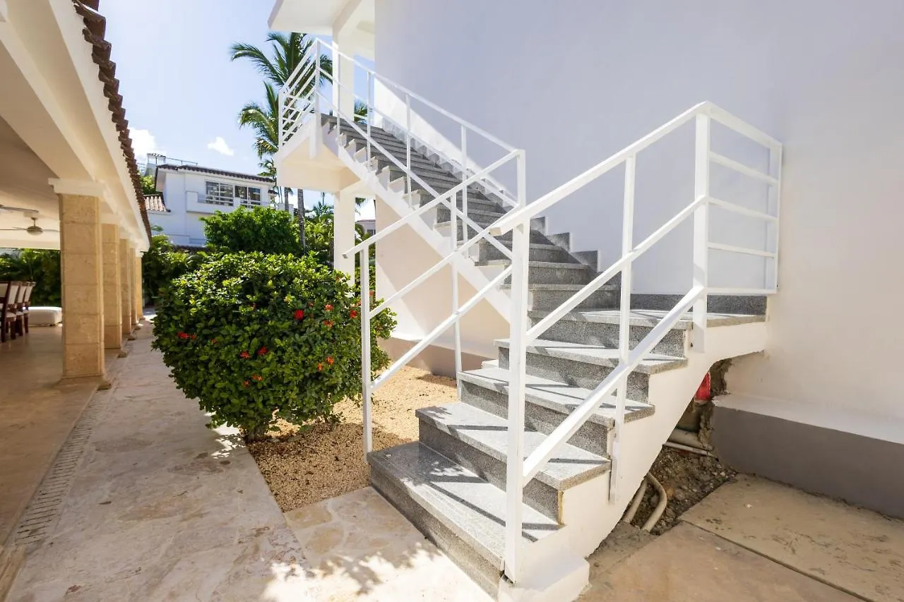 Huge 8-Bedroom Beach Villa With Private Pool - Los Corales Villas 푼타 카나 도미니카 공화국