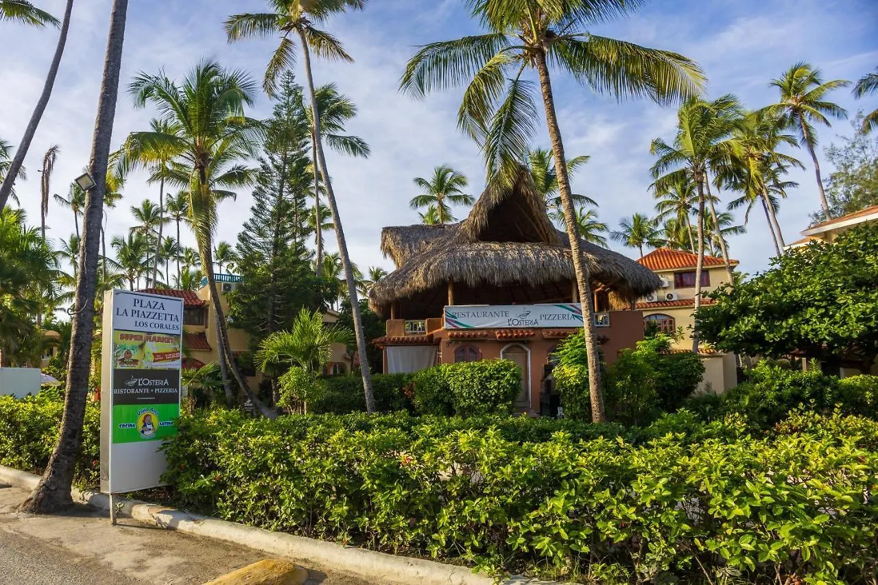 Huge 8-Bedroom Beach Villa With Private Pool - Los Corales Villas 푼타 카나 0*,  도미니카 공화국