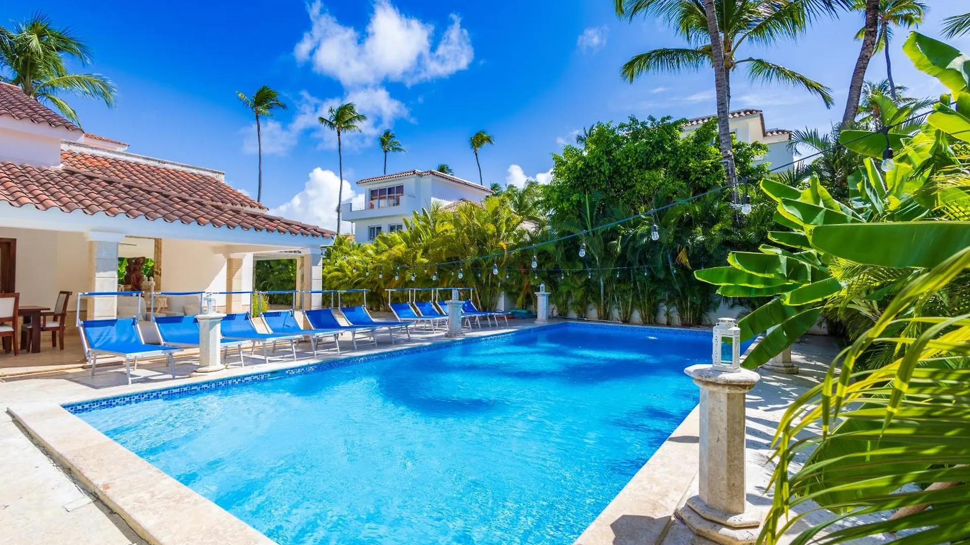 Huge 8-Bedroom Beach Villa With Private Pool - Los Corales Villas 푼타 카나 0*,  도미니카 공화국